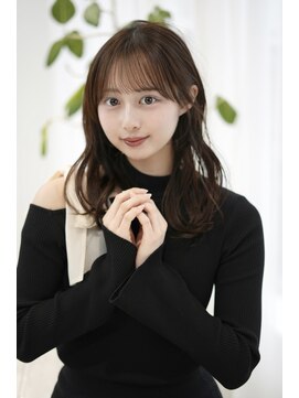 レイリー 原宿 表参道(Rayreee) ふわっと、ゆれる。ミディアム巻きで叶える大人かわいい私。