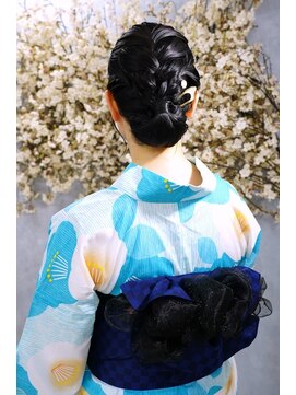 フォトリンクキポ 日本橋(Photo link ki.po) 簪が映える！大人の編み込みシニヨン