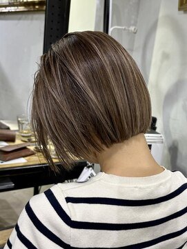 アルカナ 明治神宮前原宿(ARCANA) ハイライトベージュ　ハイライトボブ　ナチュラルハイライト