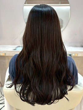 ソンノ(sonno) 巻き髪ロング 韓国ヘア オリーブグレージュ 透明感カラー 20代