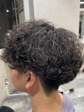 ハッシュタグネイビー 仙台駅前店(#NAVY) 波巻きツイスパ仙台美容室サーフカールフェザーショート刈り上げ