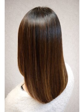 カルナ(Caluna) ロングスタイル/髪質改善