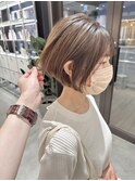 大人ショートボブ丸みハイライトカラー