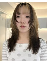 ノラ ウメダ(NORA UMEDA) ハッシュカットレイヤー平成ヘアハイレイヤーシャギーカット