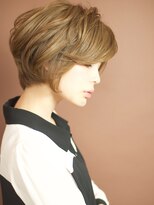 ベック ヘアサロン(BEKKU hair salon)&nbsp;ワイドバングで女性らしい前下がりショートボブ[髪質改善]