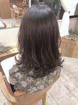 マロウ(mallow)&nbsp;《花屋併設》グレージュブラック@20代30代40代@トリートメント