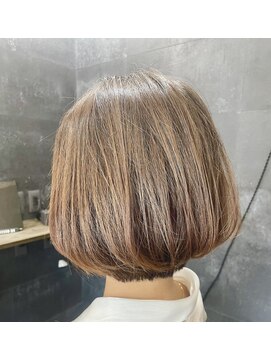 エーデルシェーンハイト(EDEL schonheit) 『おさまり重視』王道ボブ