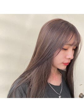 ジーナ 博多(Zina) 【Zina】ハイライトカラー/プラチナグレージュ/20代30代40代