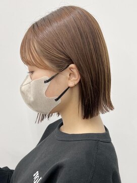 ネオリーブ クーロ(Neolive curro) 小顔・大人ボブ/切りっぱなし縮毛矯正/シークレットハイライト