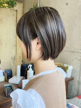 トト 船橋店(toto.) 黒髪/グレーベージュ/レイヤーロング/前髪パーマ[西船橋/津田沼]