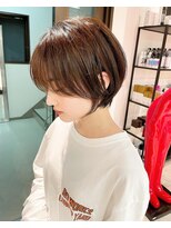 コワファーストナガサキシャンプーボーイ(COIFF1RST NAGASAKI SHAMPOO BOY)&nbsp;大人可愛い20代30代40代黒髪前下がりショートボブ丸みショート◎