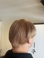 エイト新宿店(EIGHT shinjuku) ベージュカラー