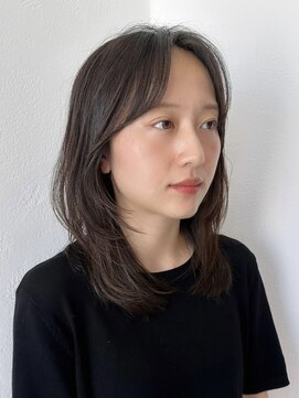 ザザアオヤマ(ZA/ZA AOYAMA) 顔まわりレイヤーカット