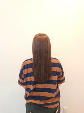 カラ(Cara) 艶髪ストレート♪