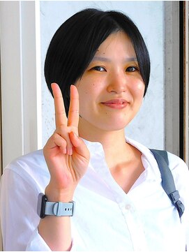 ヘアールーム フージンイーウー(hair room Foojng ewoo) センターパートのハンサムショート♪