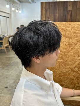 ファルベ(Farbe) フェザー/サーフカール/センターパート/波巻きツイスパ