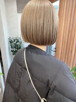 イルウィ(irwi)&nbsp;【門前仲町】ブリーチカラー　ブロンドベージュ　ボブ