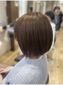 内にまとまるボブ