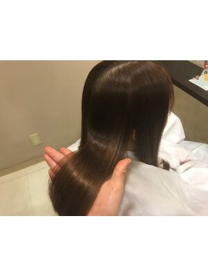 傷み・クセ・乾燥など、1人1人違う髪のお悩みに応えるAujuaトリートメントであなたの為のヘアケアを♪