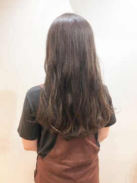 ロレ バトヘアー 下北沢(lore bat.hair) モノトーンベージュ×ナチュラルウェーブロング