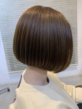 ラ メール ヘア デザイン(La mer HAIR DESIGN) あごラインボブ『オリーブベージュ』