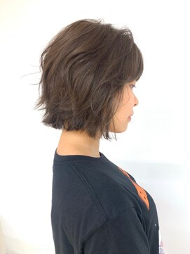 クオリス 上福岡店(QUALIS) 10代20代30代/レイヤーボブ/くびれシルエット/アゴライン/外ハネ