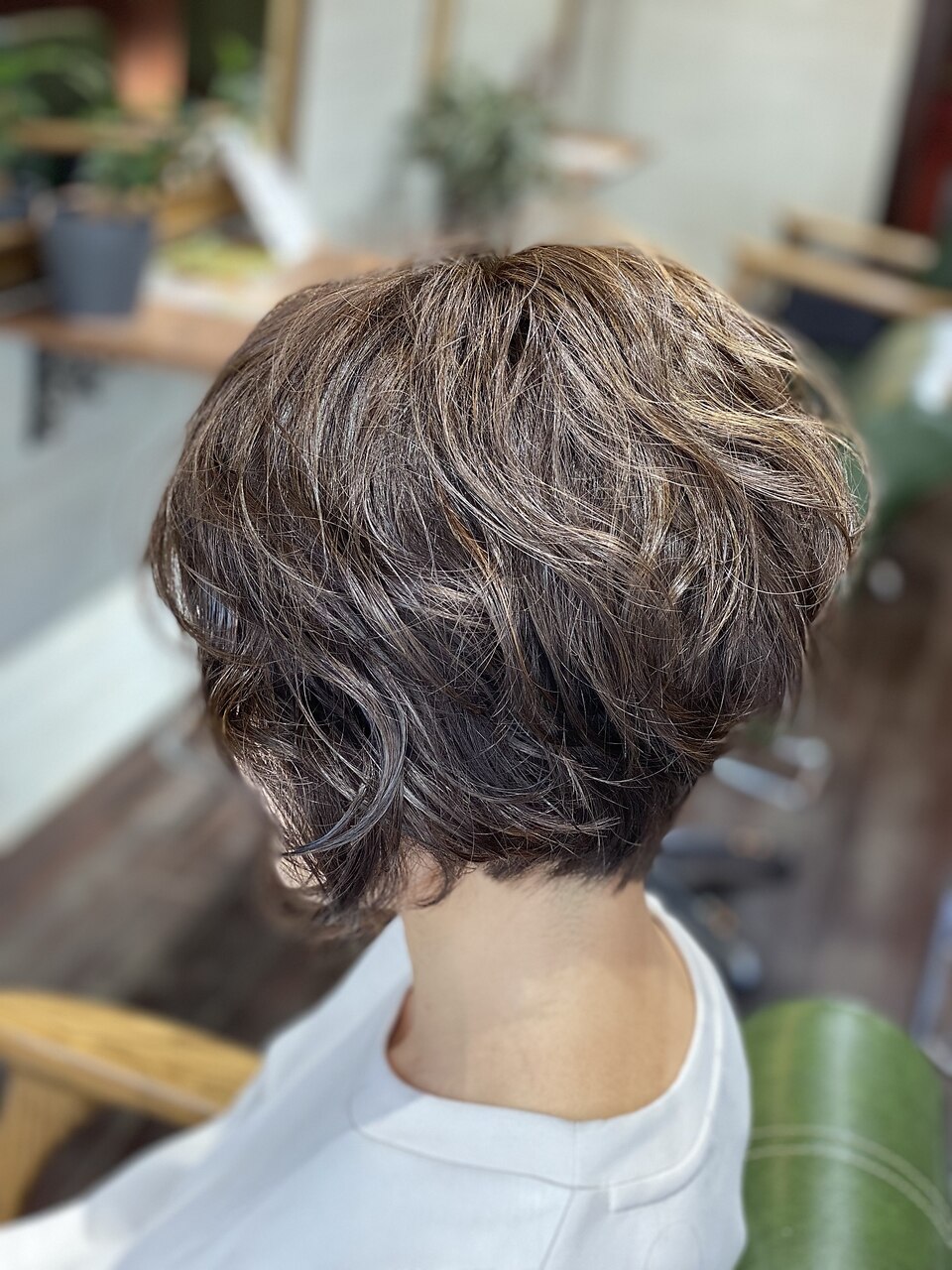 2025年夏】ショート アシンメトリーの髪型・ヘアアレンジ｜人気
