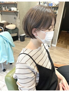 バース プレイス(BIRTH PLACE) 丸みのショートボブ