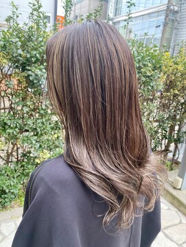 ネオリーブソラ 相模大野店(Neolive sola) 細めハイライト×くすみベージュカラー