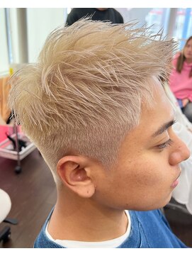 クオーレツー(Cuore2) ジェットモヒカン×ブロンドベージュ