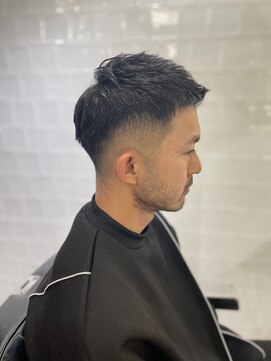 メリケンバーバーショップ フクオカ(MERICAN BARBERSHOP FUK) かきあげナチュラルフェード