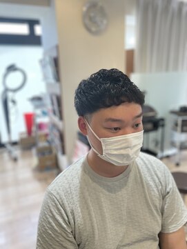 エル バイ ファースト(L by first) 【L by first】癖毛活かしのメンズカット