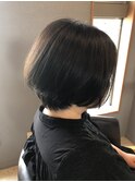 ショートボブ