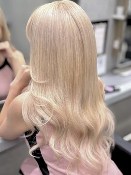 エリーツ(elyts) ブロンドシールエクステ/渋谷/ブリーチ/エクステ/ハイトーン/