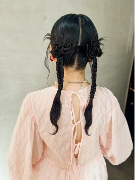 ソース(source) ///source///ねじねじツインアレンジ