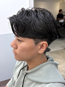 ノイセル(Noisyle) MEN’S HAIR/波巻ツイストスパイラル/フェザーパーマ/北堀江☆