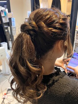 クレス(Cress) 小顔顔周り診断/髪質改善/大人カラー/レイヤーカット/ヘアセット