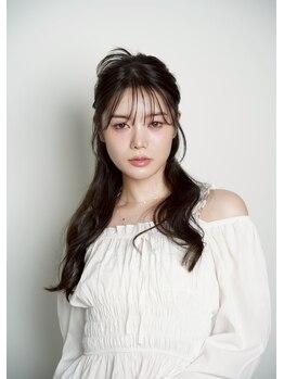 ハーツオオサカ(HE:ARTS OSAKA)の写真/【西梅田/大人エクステ】長さより「密度」を足す新常識。中顔面短縮を極める、顔周りのミリ単位デザイン。