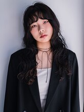 カラーはしていなくても地毛黒髪の素材を活かしたオシャレパーマに◇