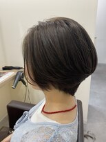 アトレ アネックス(attrait ANNEX) ふんわり丸みのあるショートボブ