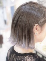 コニ(Coni) 切りっぱなしホワイトグラデーションBOB