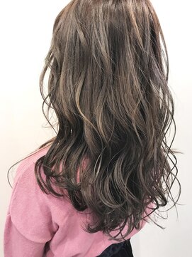 ティンク 横浜(Tink) イルミナ×サンドベージュ/Tink横浜 金澤恵輔