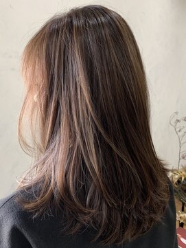 フォーム(FORM) 【FORM】ゆるふわセミディのブランジュヘア