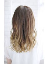 シュシュット(chouchoute)&nbsp;インナーカラーバタースパイラルセンシュアルショートカット/172