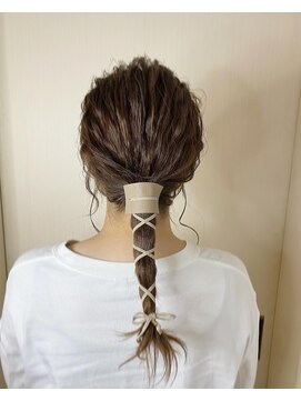 ヘアーチェリーコーク ランプ(HAIR CHERRY COKE Lamp) 【新開】ポニーフックアレンジヘア