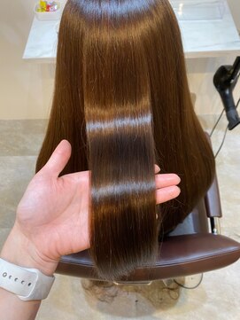 ジーナ 北千住(Zina) 髪質改善＊似合わせカット＊巻き髪ロング【Zina 北千住】