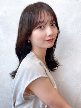 アフロート ルヴア(AFLOAT RUVUA) るなstyle くびれヘア シースルー前髪 顔まわりレイヤー