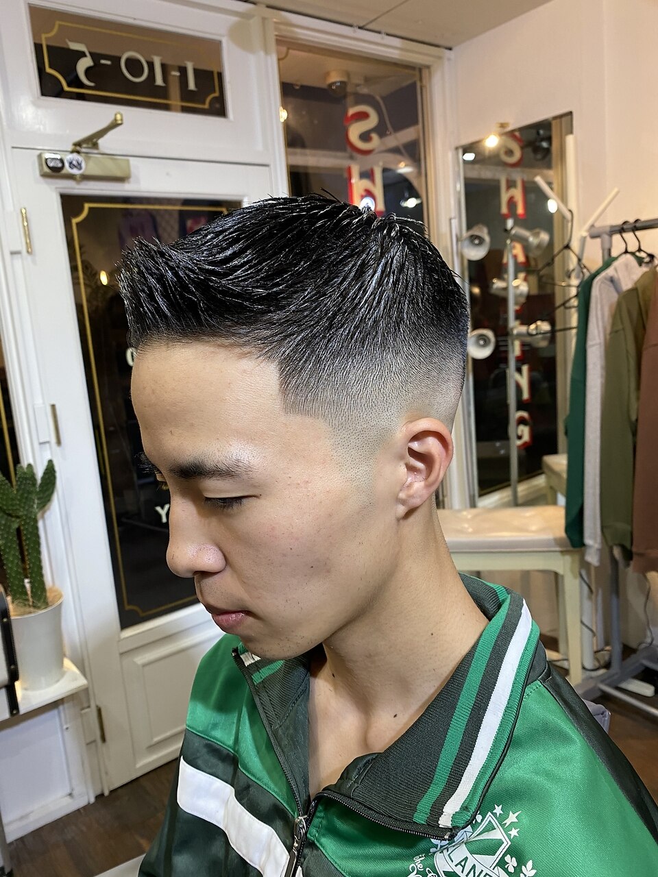 スキンフェードカット：L175053279｜ウェスタンフィールドサーティー