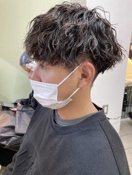 テトラ バイ ネオリーブ 横浜西口店(tetra by neolive) 横浜★ツイストスパイラルマッシュのツーブロ