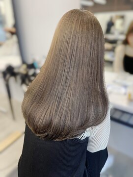 フォンズ(FONS) オリーブグレージュ/明るめカラー/レイヤーカット/U24学割